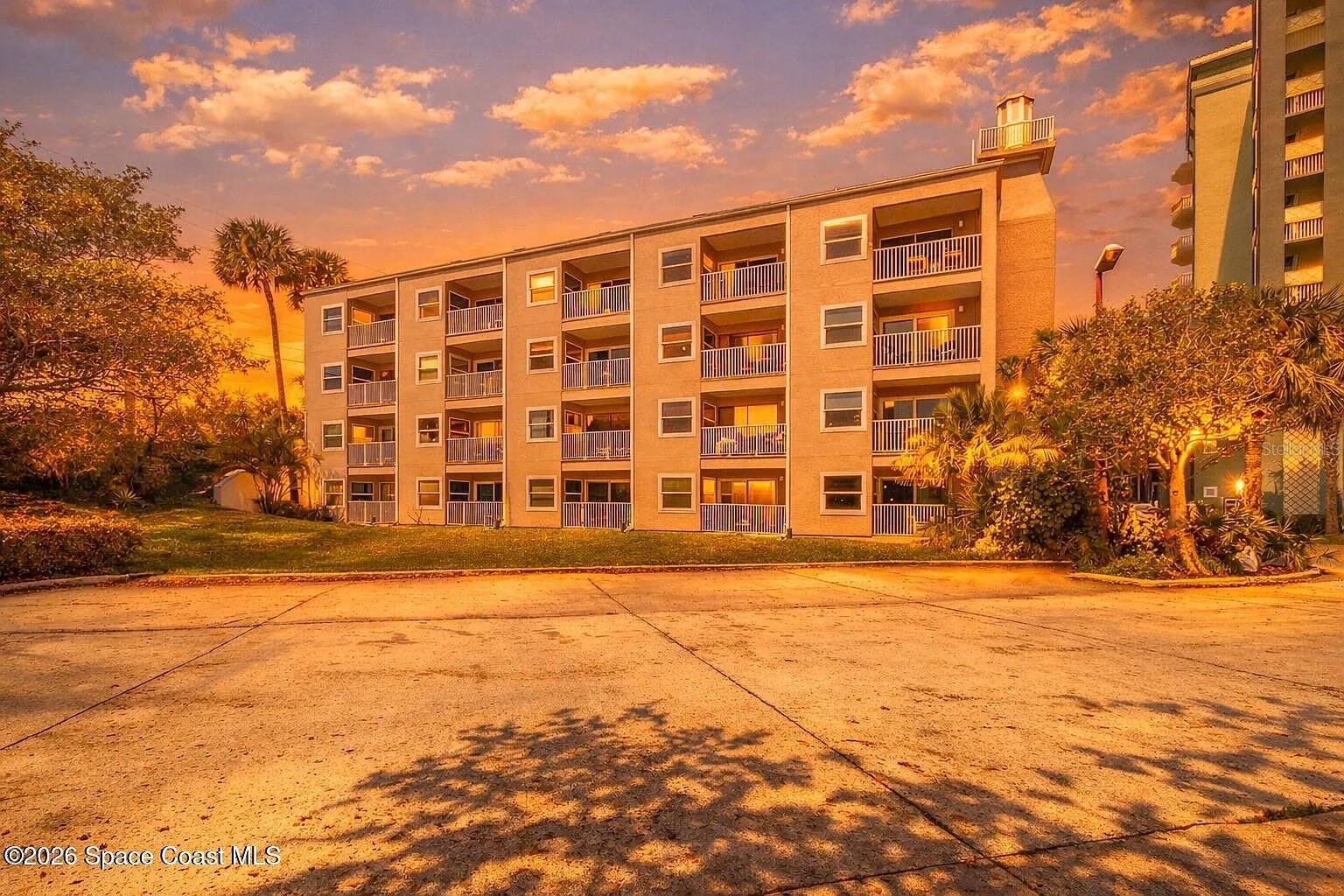 1209 E NEW HAVEN AVENUE 404