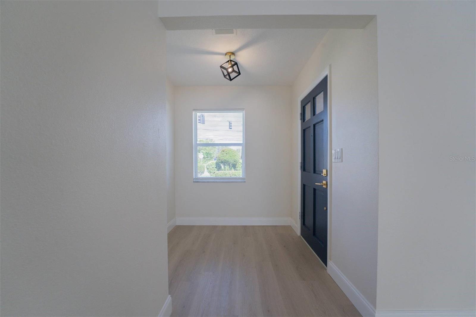 DELTONA LAKES UNIT 10 - Residential