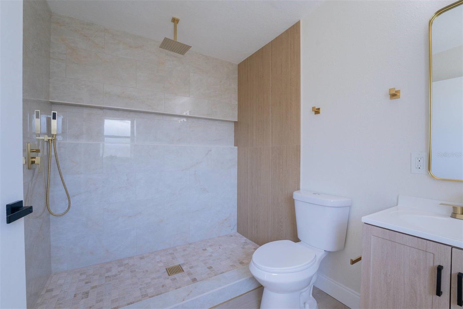 DELTONA LAKES UNIT 10 - Residential