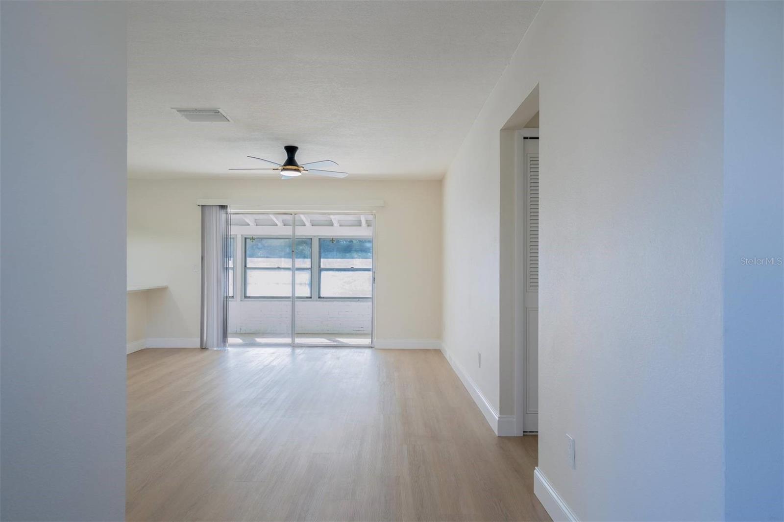 DELTONA LAKES UNIT 10 - Residential