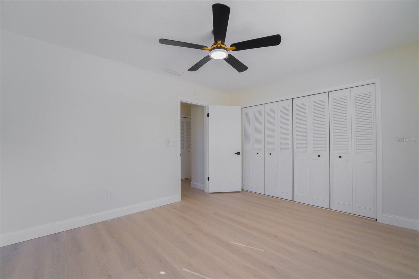 DELTONA LAKES UNIT 10 - Residential