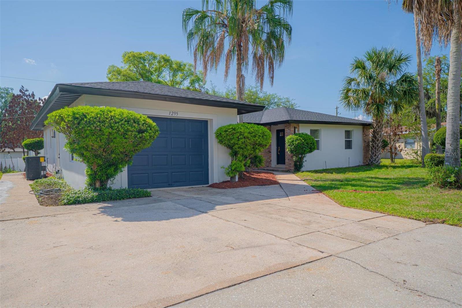 DELTONA LAKES UNIT 10 - Residential