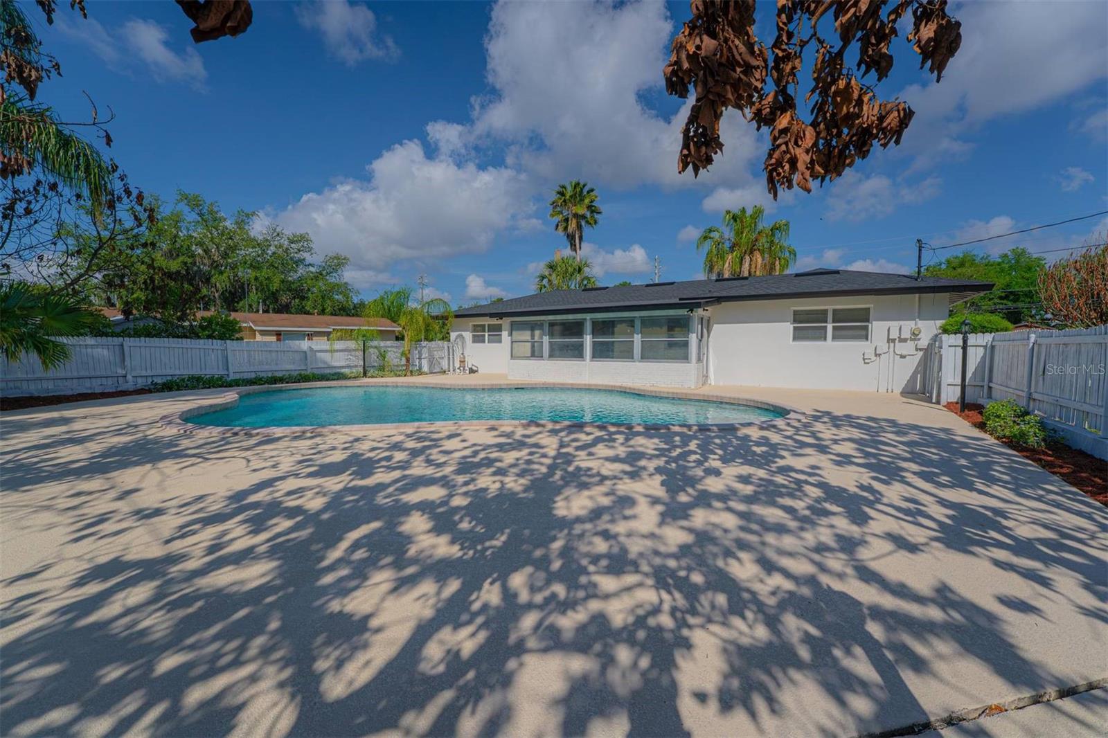 DELTONA LAKES UNIT 10 - Residential