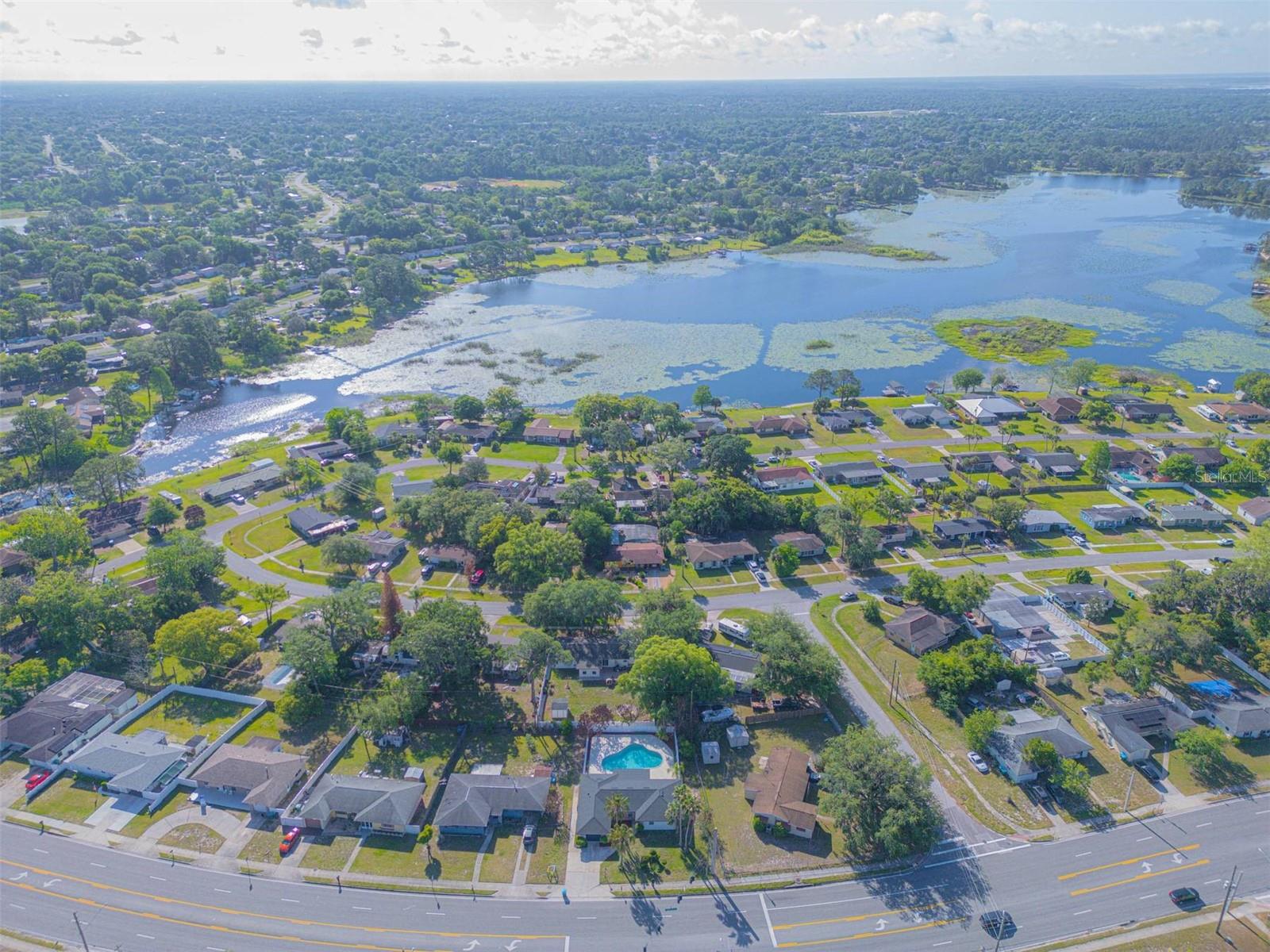 DELTONA LAKES UNIT 10 - Residential