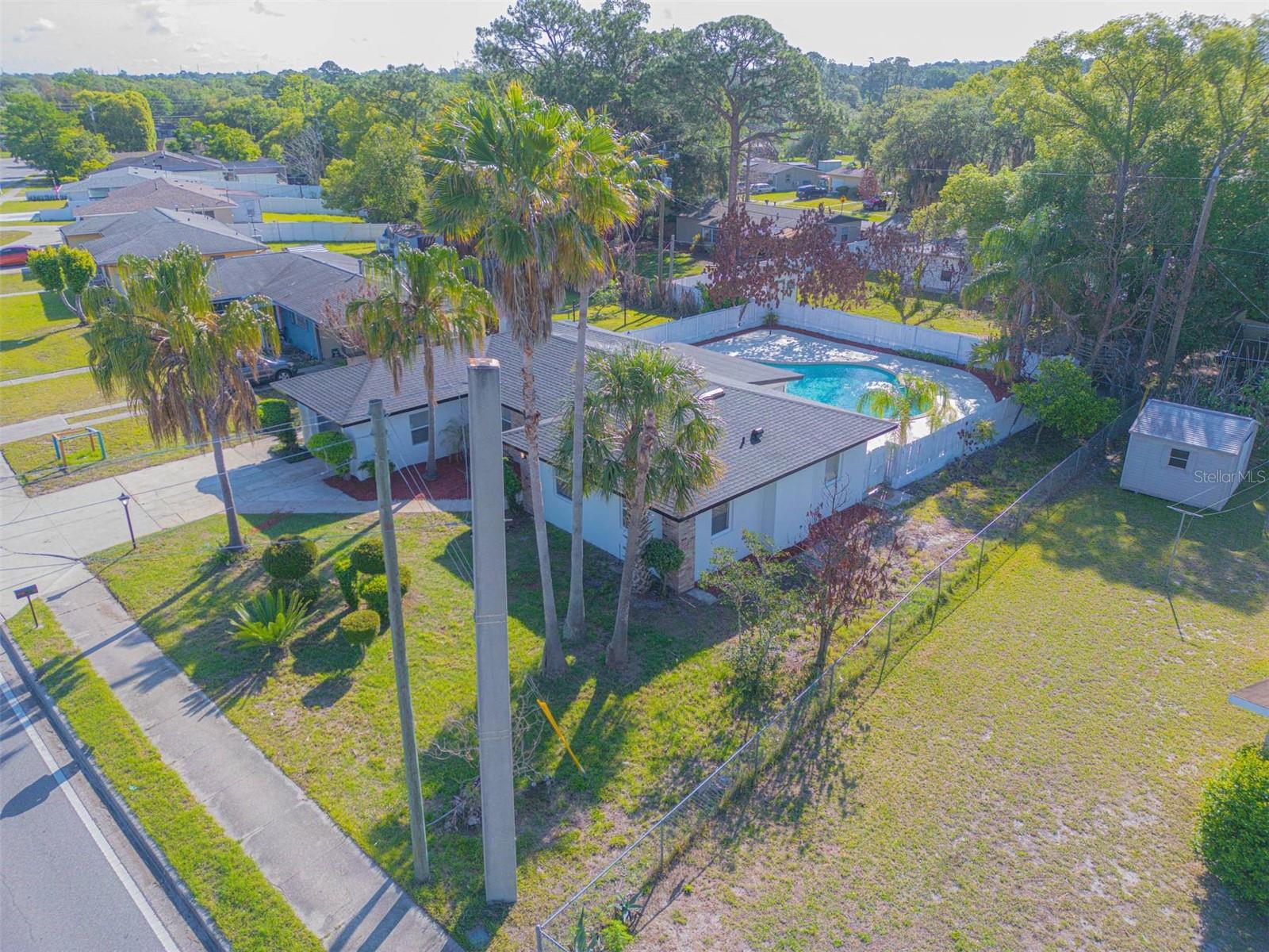 DELTONA LAKES UNIT 10 - Residential