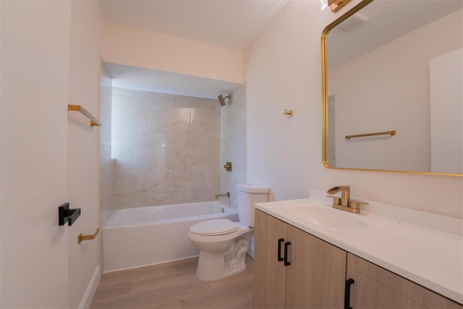 DELTONA LAKES UNIT 10 - Residential