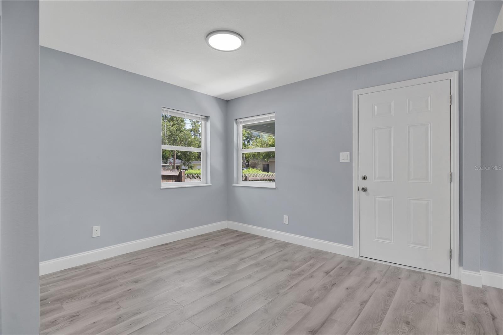 458 PLEASANT STREET