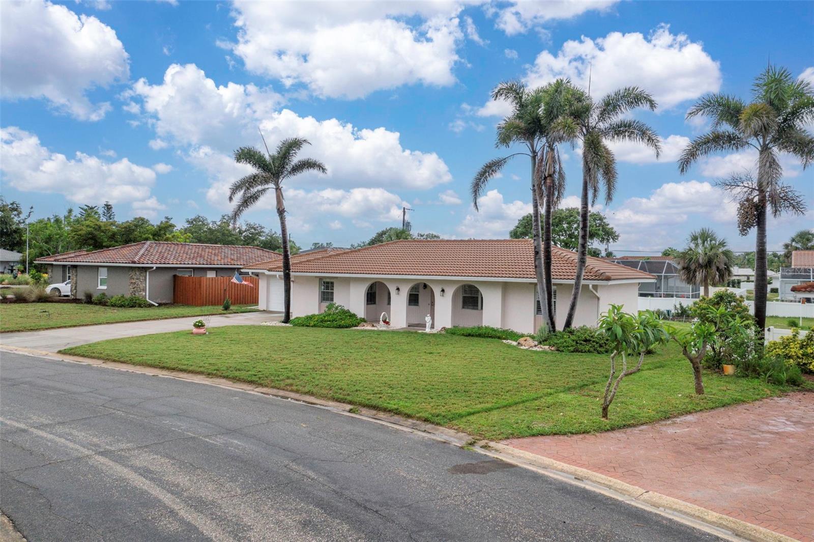 107 VAN DYCK DRIVE