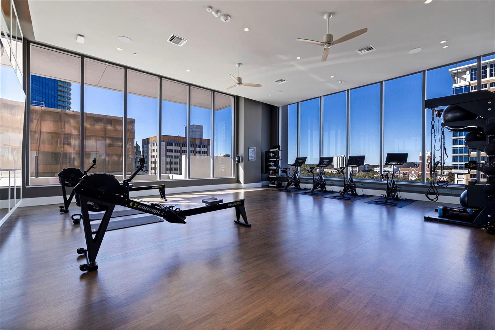 ART HOUSE - Residential