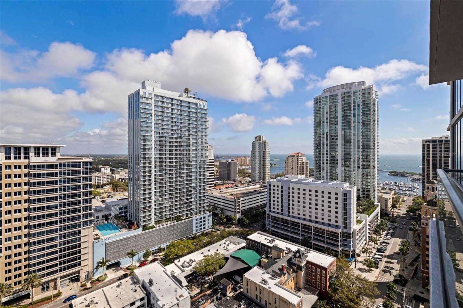 ART HOUSE - Residential