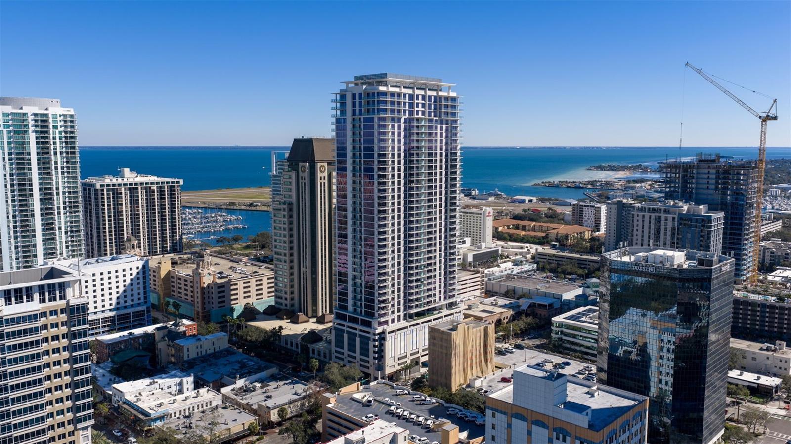 ART HOUSE - Residential