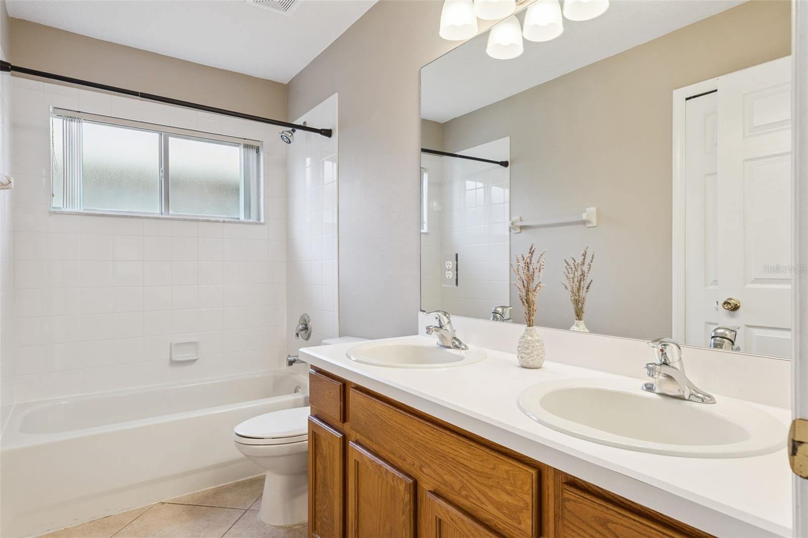 AVALON LAKES PH 01 VILLAGE I & J - Residential