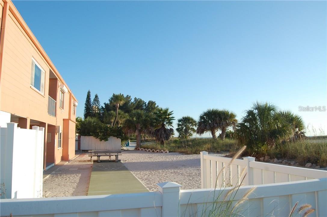 BEACH VILLAS OF TREASURE ISLAND - Residential