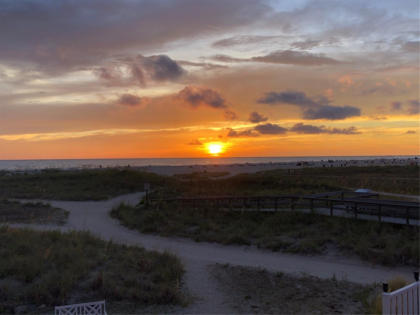 BEACH VILLAS OF TREASURE ISLAND - Residential
