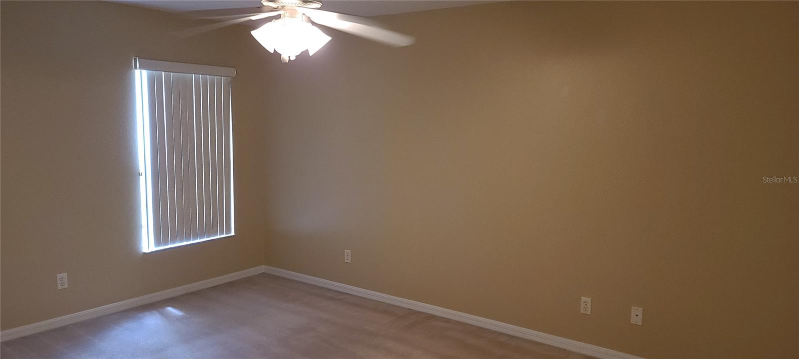 HILLSIDE VILLAS - Residential Lease