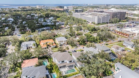 214 S Renellie Drive, Tampa, FL 33609