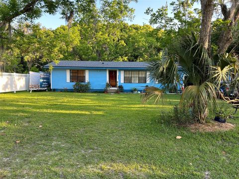 Photo of 25327 NE State Road 26, Melrose, FL 32666 (MLS # P4937227)