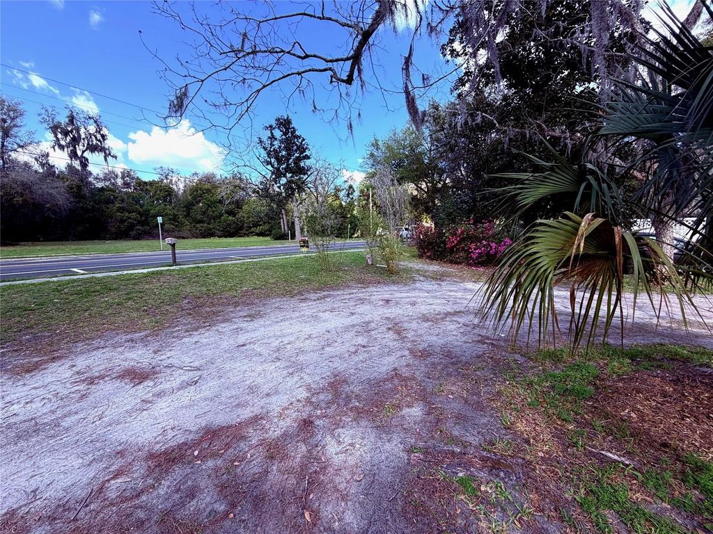 Photo of 25327 NE State Road 26, Melrose, FL 32666 (MLS # P4937227)