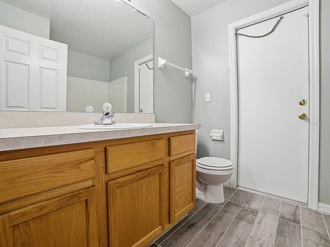 Tiny photo for 4030 Lake Bluff Drive, Mascotte, FL 34753 (MLS # G5112688)