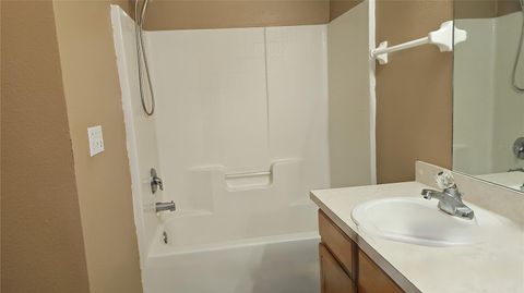 Tiny photo for 4030 Lake Bluff Drive, Mascotte, FL 34753 (MLS # G5112688)
