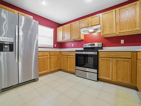 Tiny photo for 4030 Lake Bluff Drive, Mascotte, FL 34753 (MLS # G5112688)