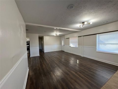 Tiny photo for 895 SW 80th Avenue, Ocala, FL 34481 (MLS # OM718347)