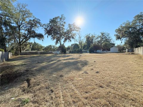Tiny photo for 895 SW 80th Avenue, Ocala, FL 34481 (MLS # OM718347)