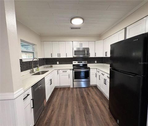 Tiny photo for 895 SW 80th Avenue, Ocala, FL 34481 (MLS # OM718347)