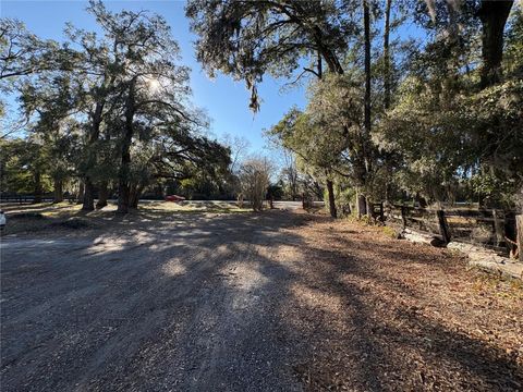 Tiny photo for 895 SW 80th Avenue, Ocala, FL 34481 (MLS # OM718347)