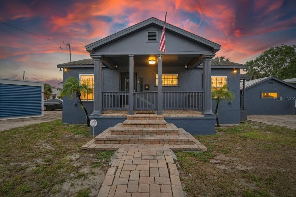 Photo of 1305 N Armenia Avenue, Tampa, FL 33607 (MLS # TB8455271)