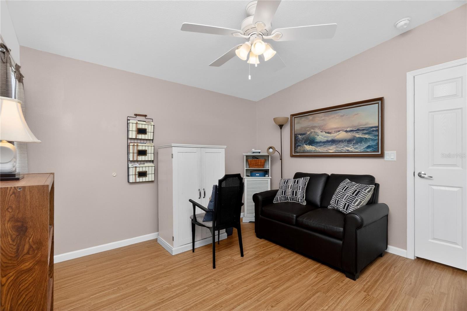 HOLIDAY PARK - Residential