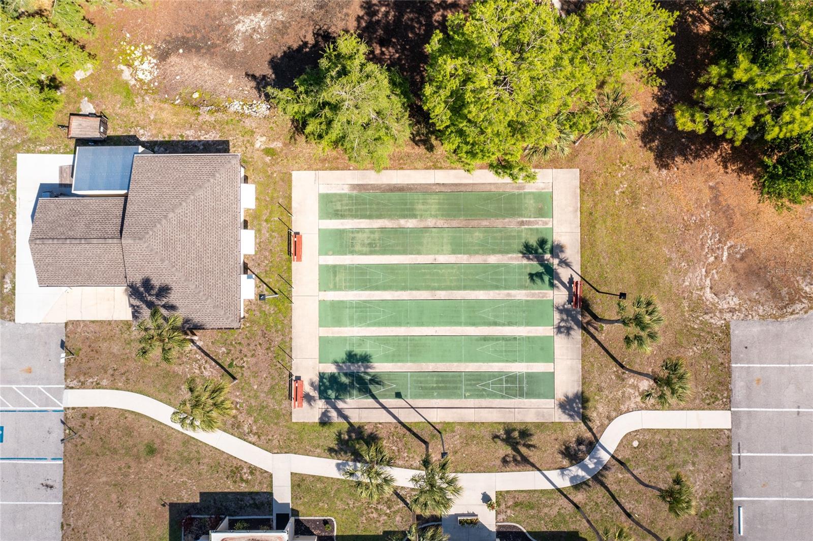 HOLIDAY PARK - Residential