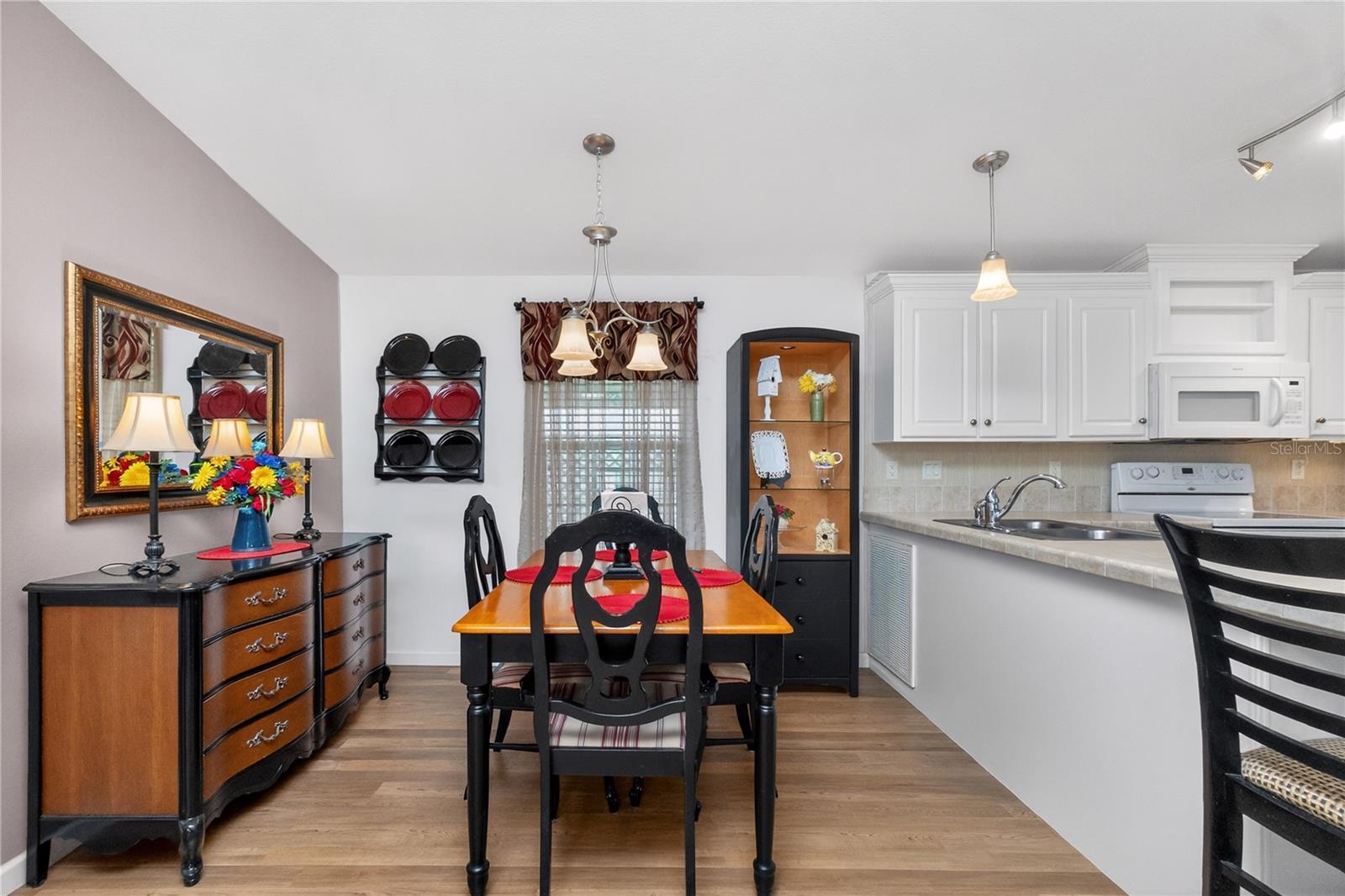 HOLIDAY PARK - Residential