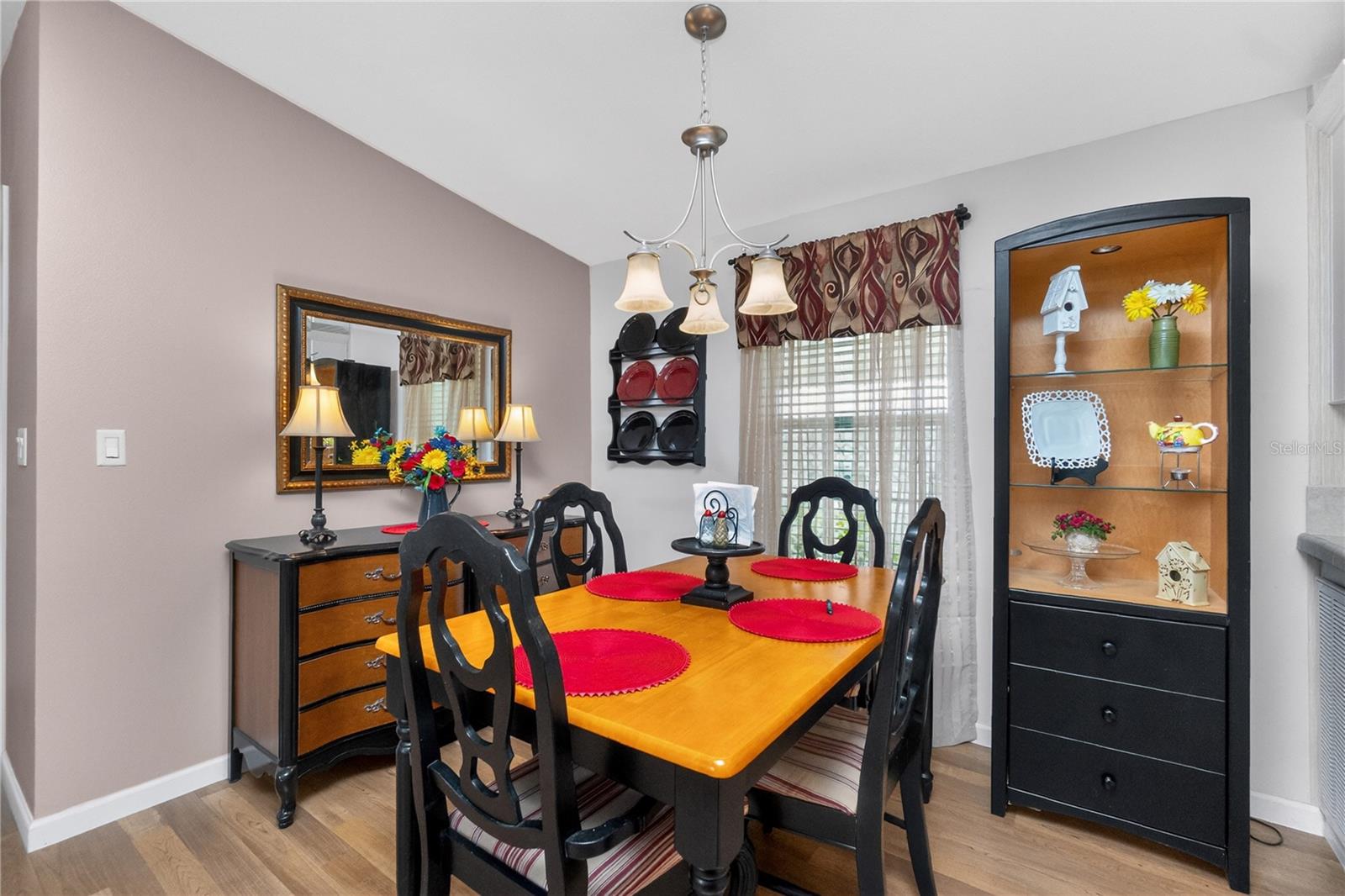 HOLIDAY PARK - Residential