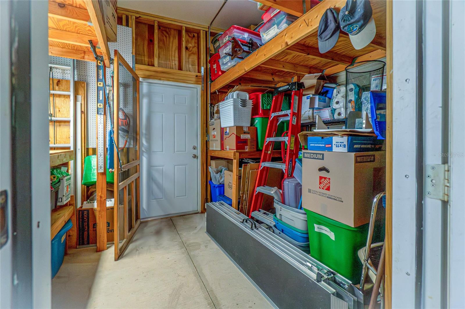 HOLIDAY PARK - Residential