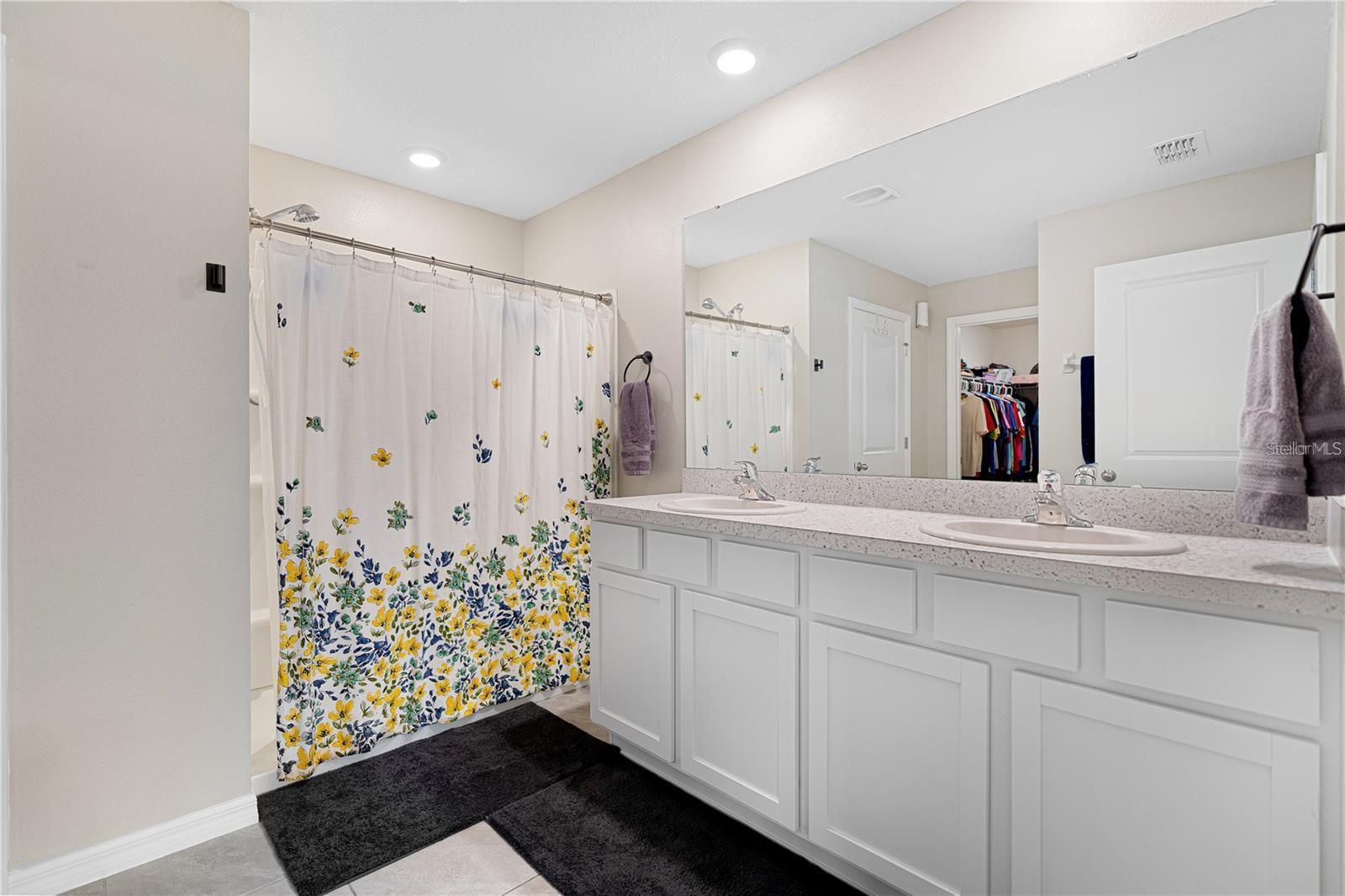 AUTUMN GLEN PH 1 - Residential