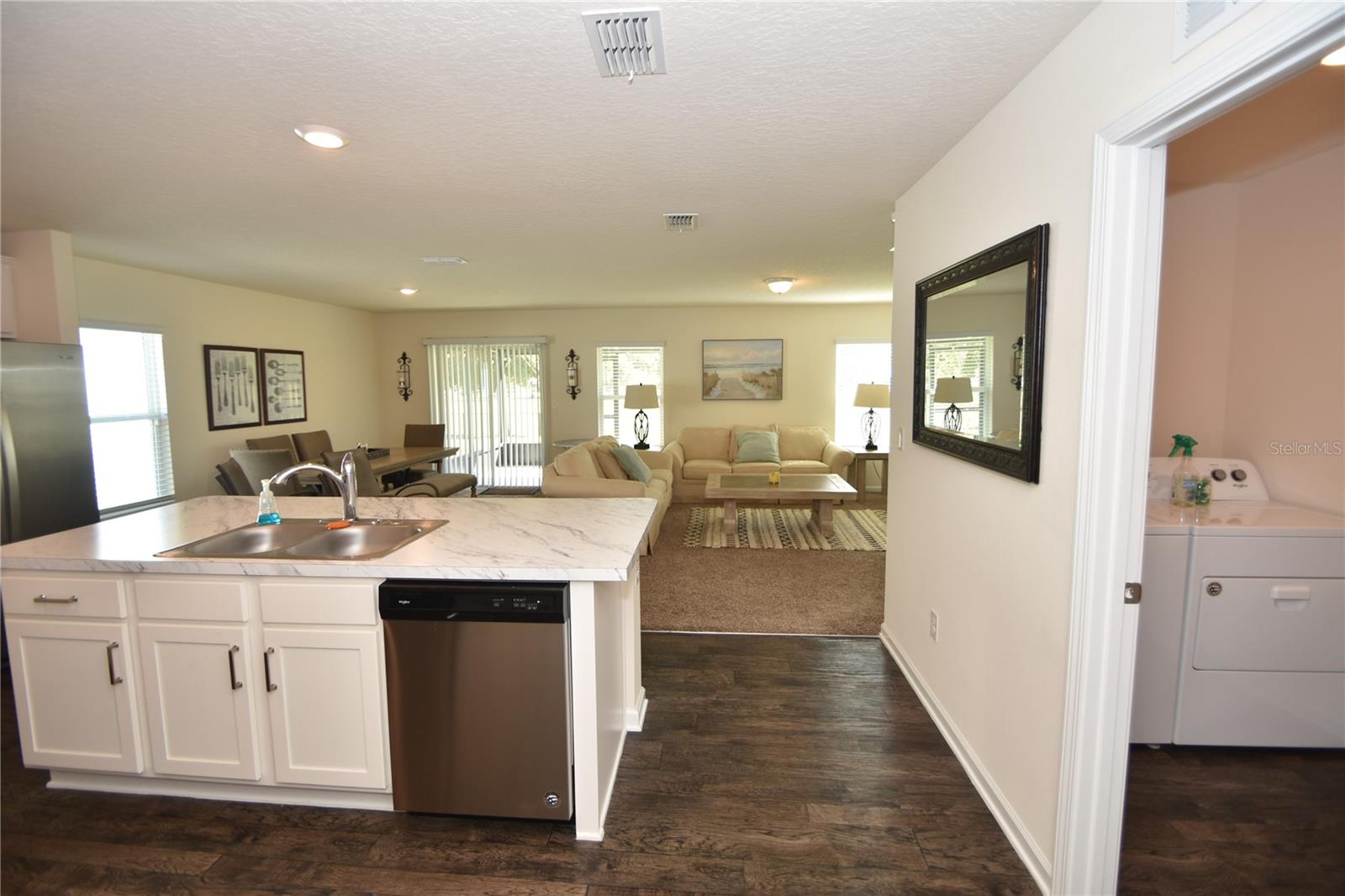 GRAND RESERVE - Residential Lease