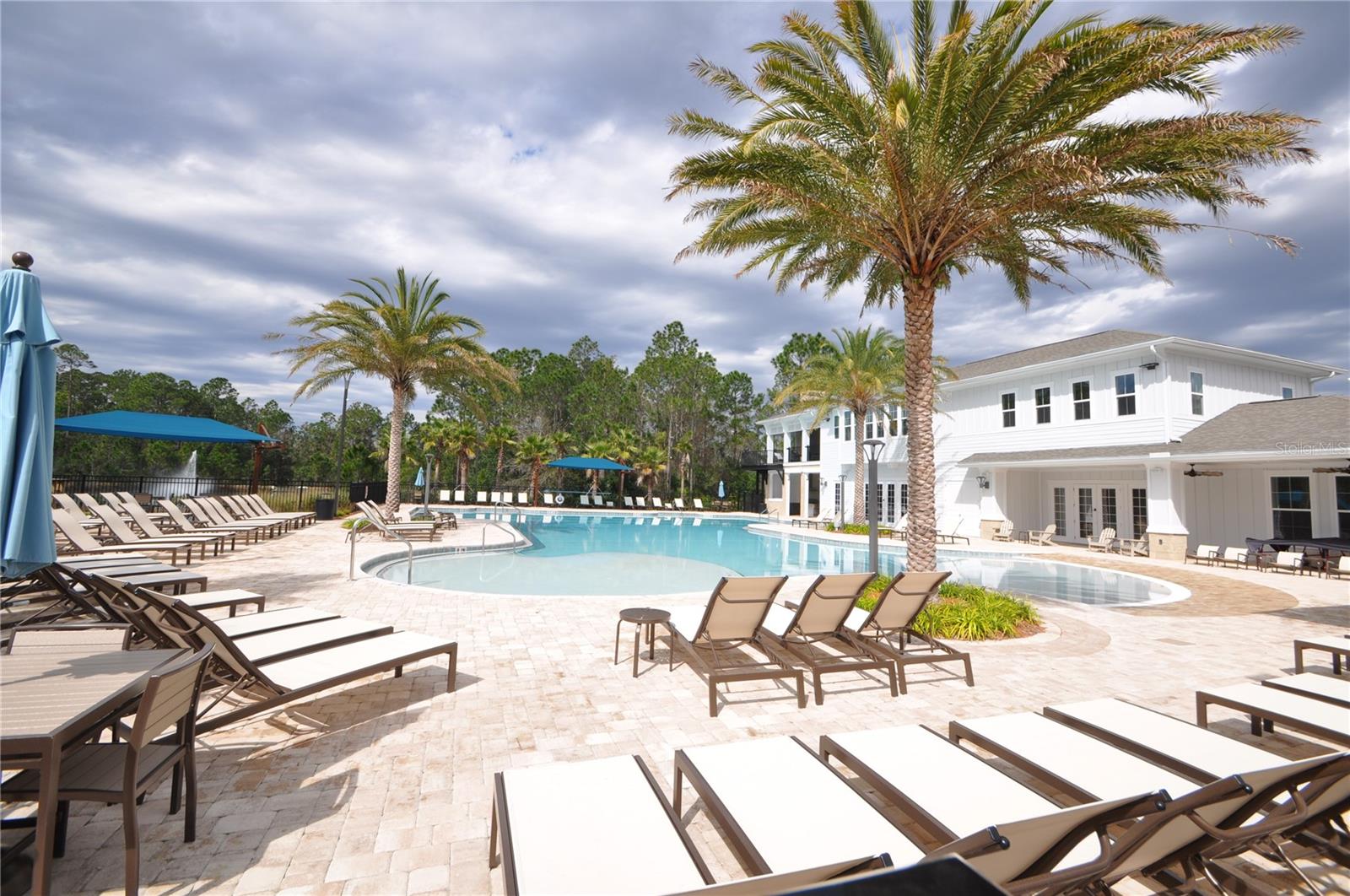 GRAND RESERVE - Residential Lease