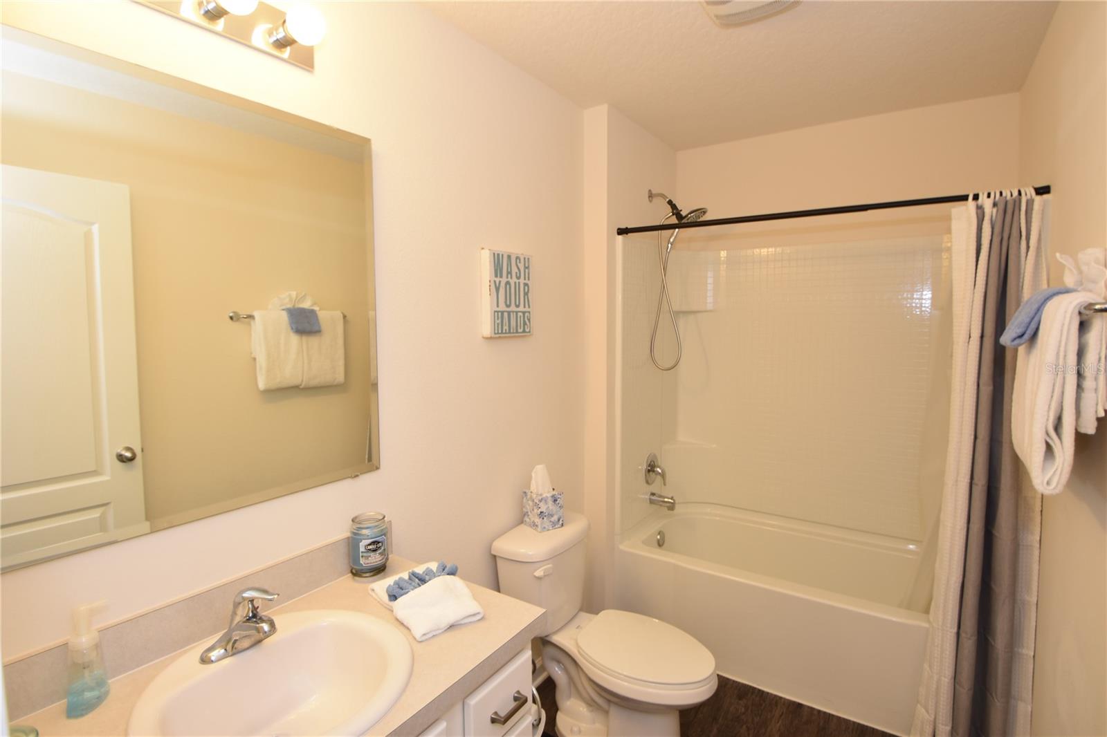 GRAND RESERVE - Residential Lease