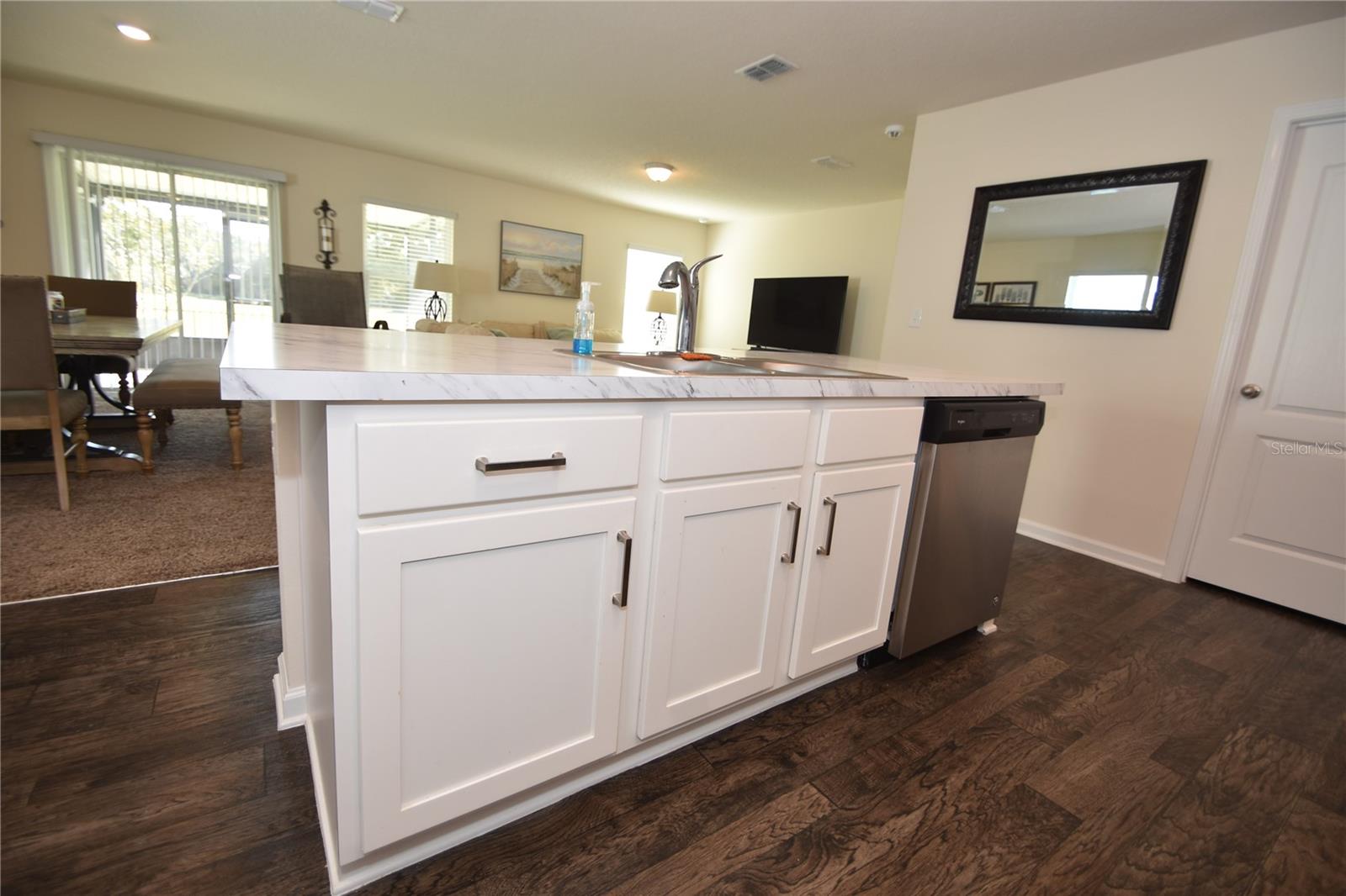 GRAND RESERVE - Residential Lease