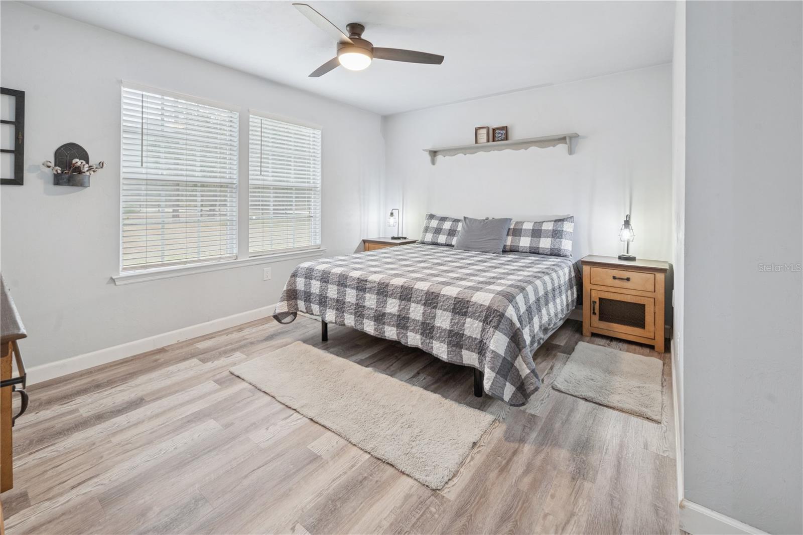 UNIVERSITY ESTATES - Residential