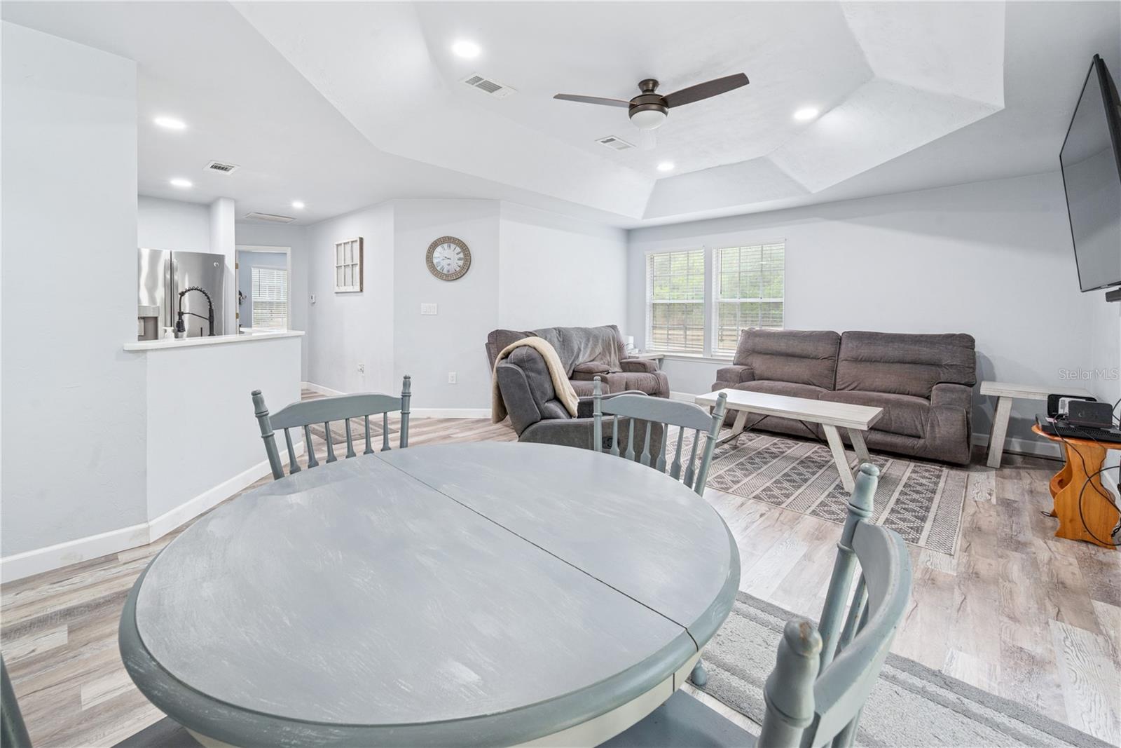 UNIVERSITY ESTATES - Residential