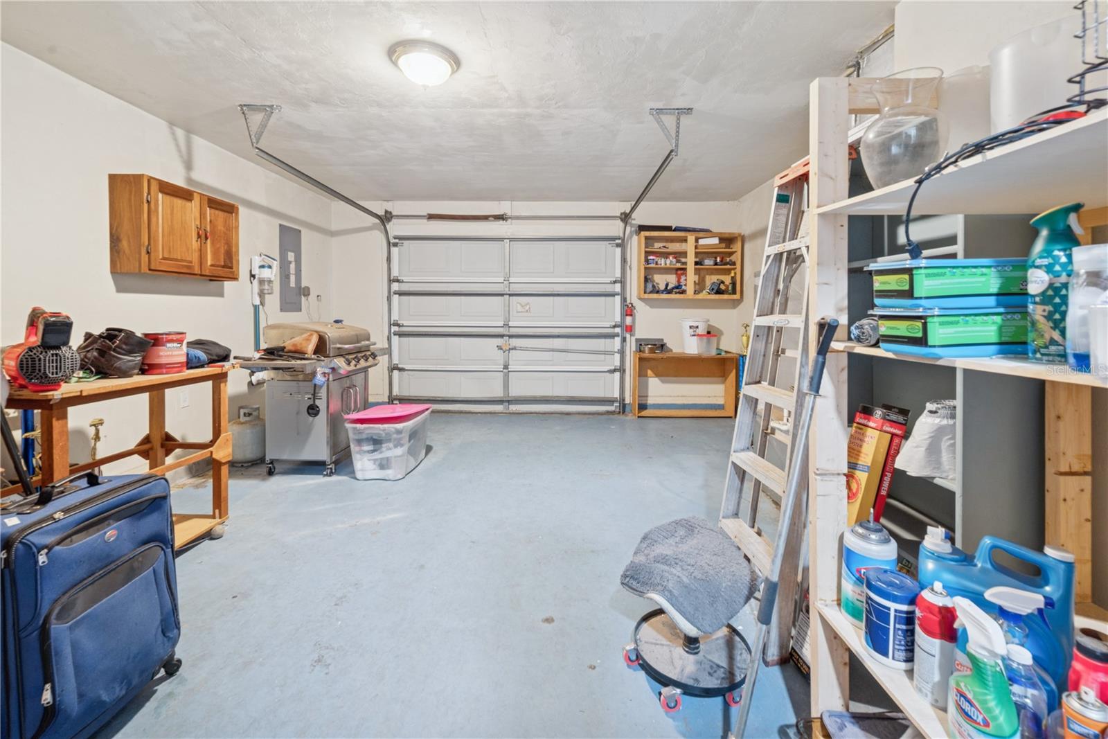 UNIVERSITY ESTATES - Residential