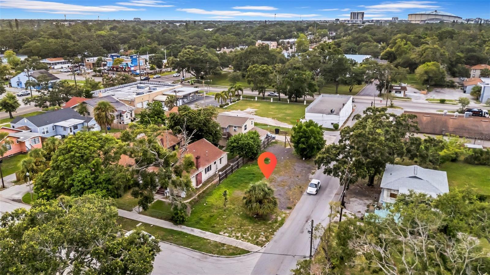 FRUITLAND HEIGHTS - Land