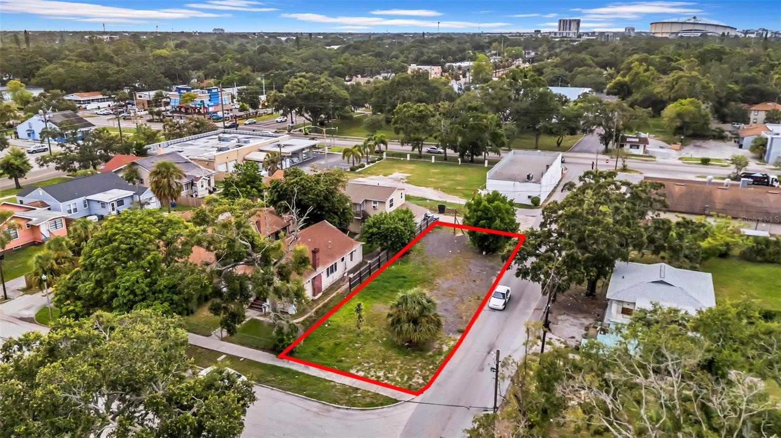 FRUITLAND HEIGHTS - Land