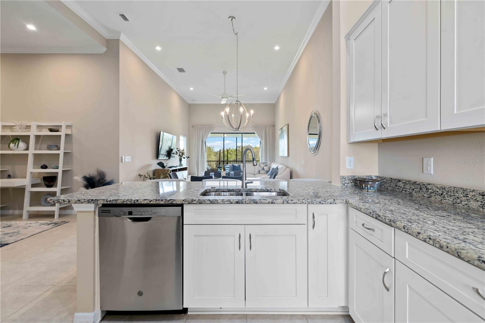 BACCIANO IV AT ESPLANADE LWR PH 30 - Residential