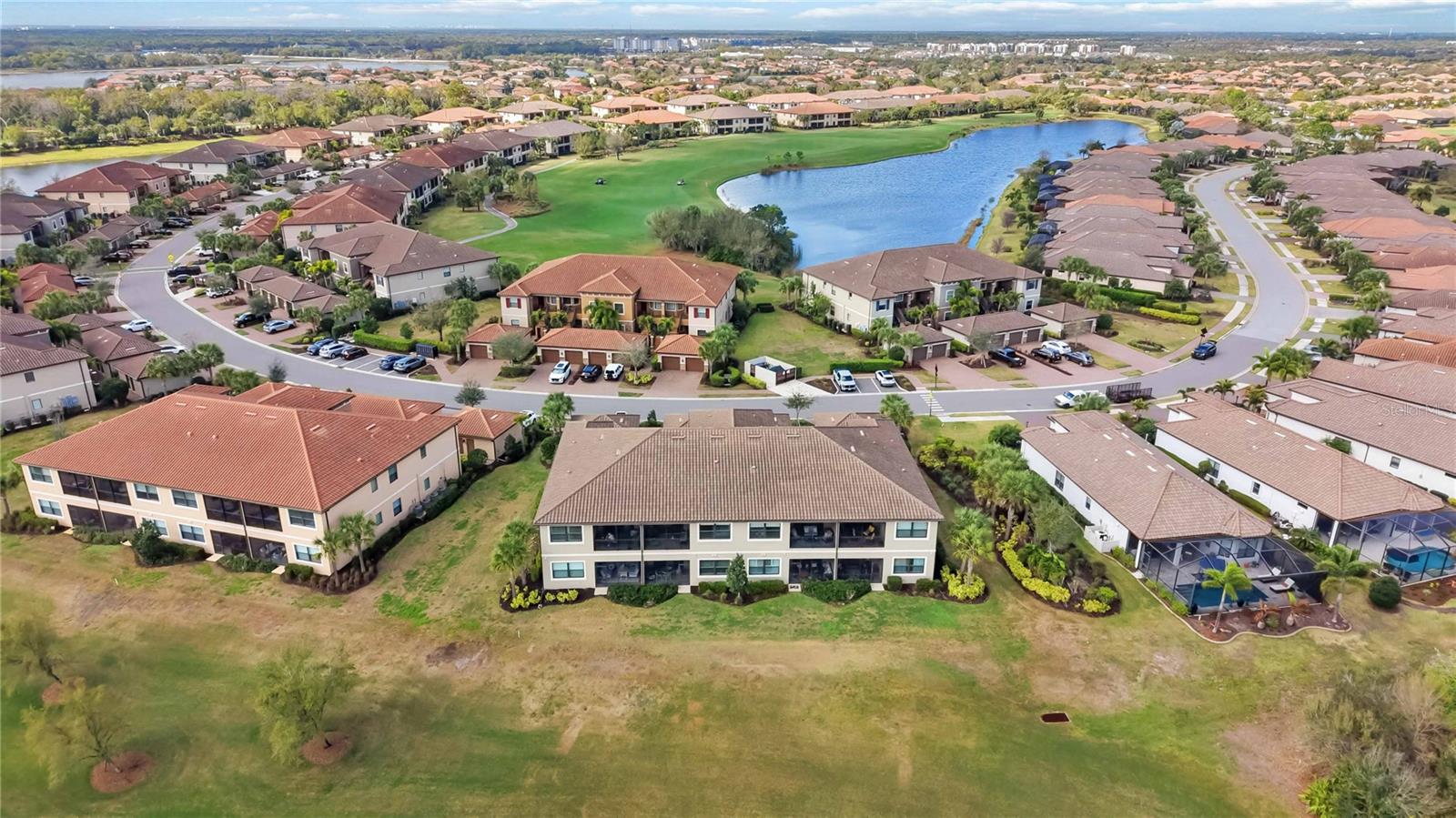 BACCIANO IV AT ESPLANADE LWR PH 30 - Residential