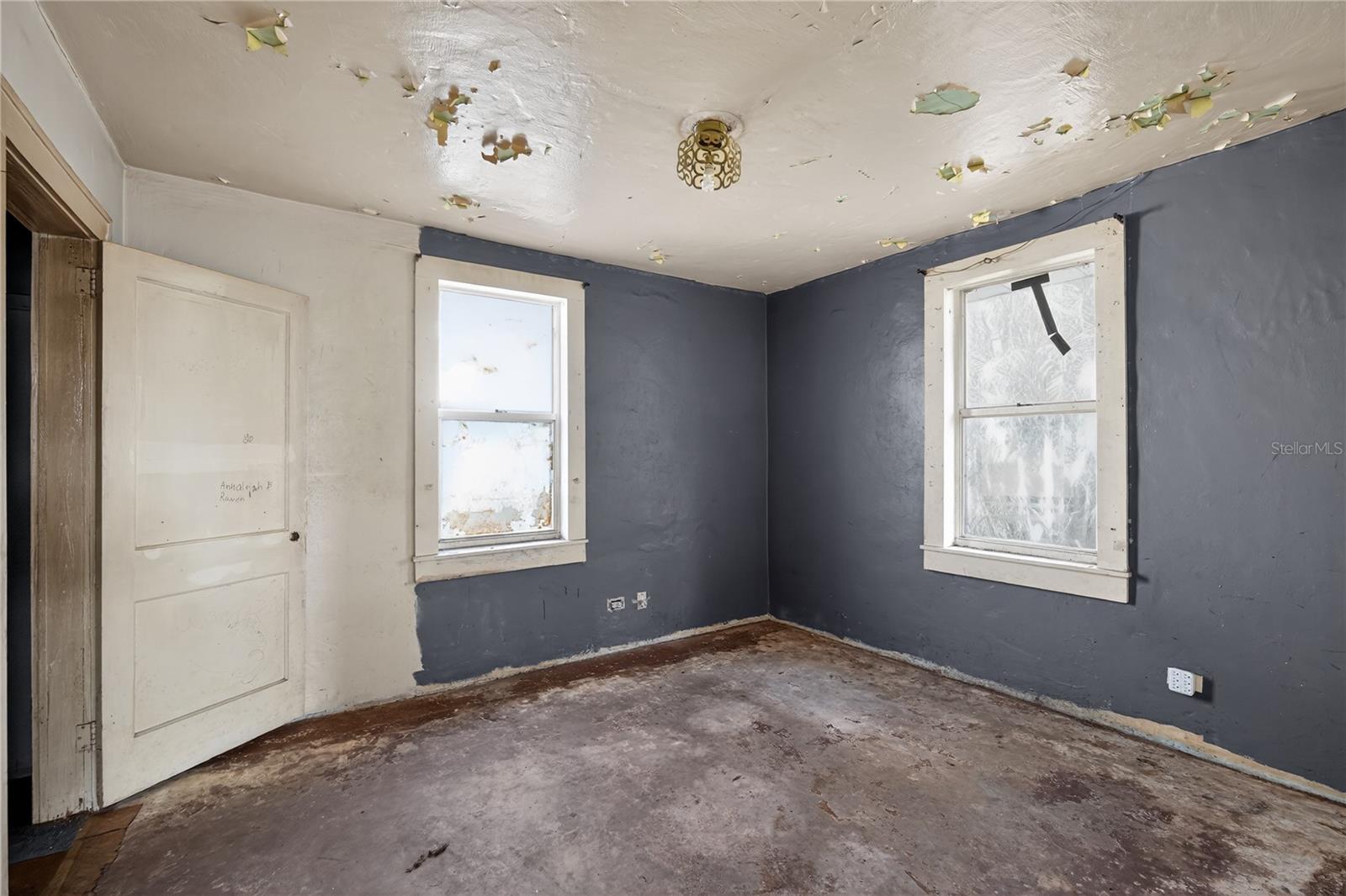 COUNTRY CLUB ESTATES RESUB PT - Residential