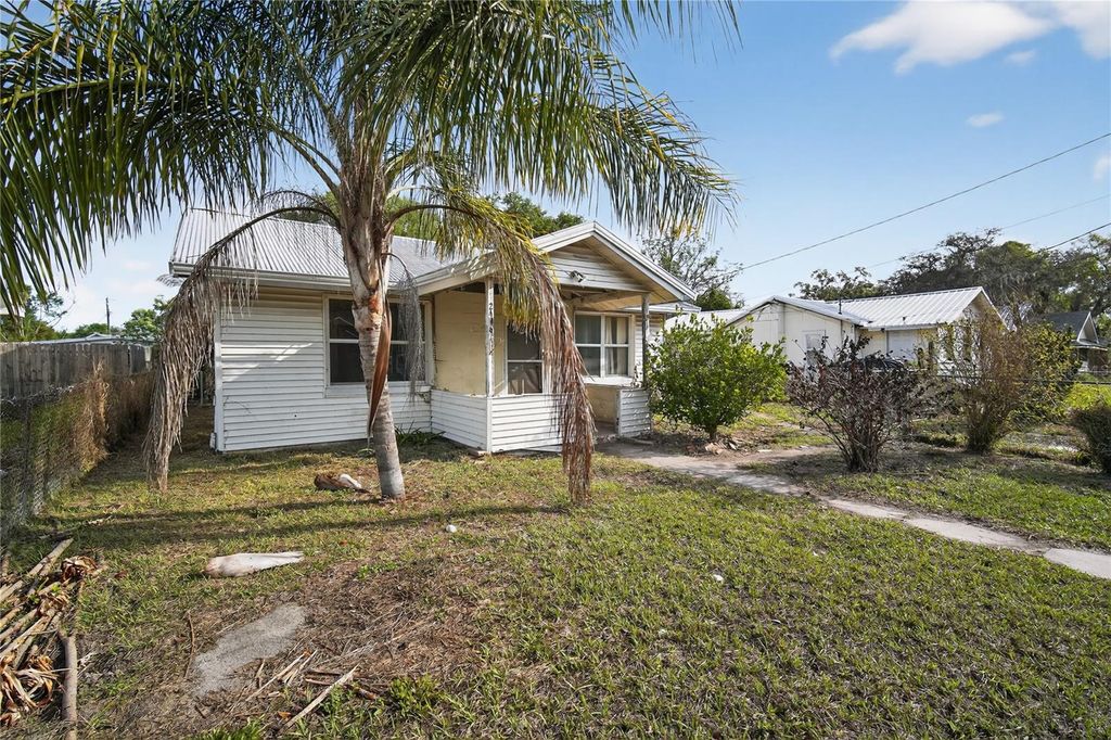 Photo of 2446 E Magnolia Street, Lakeland, FL 33801 (MLS # O6391847)