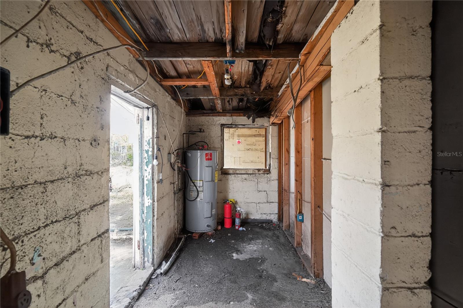 COUNTRY CLUB ESTATES RESUB PT - Residential